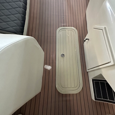 Barco pontón de 23 pies