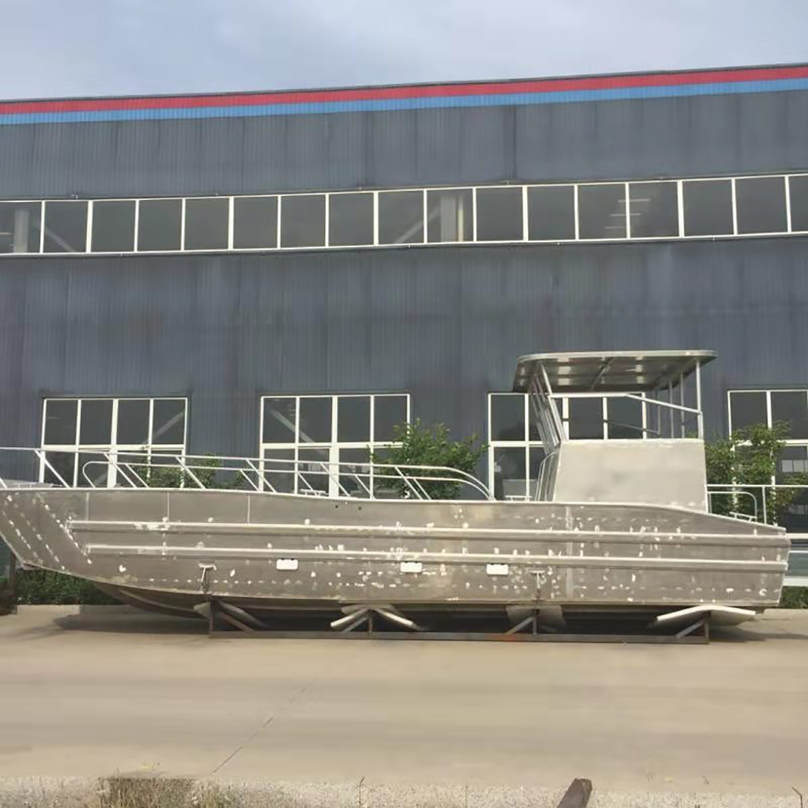 Barco de desembarco de 9m (3)