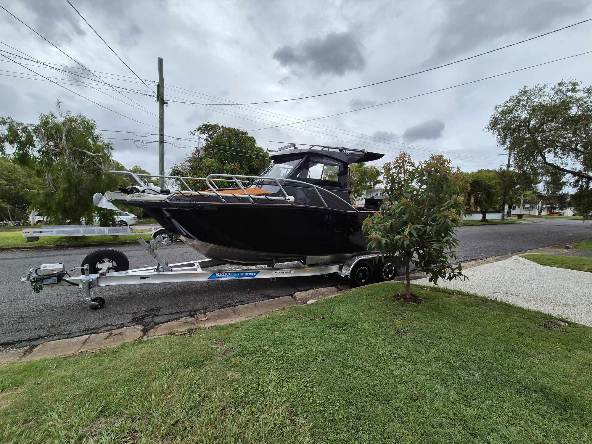 Profisher Boat 6.85m