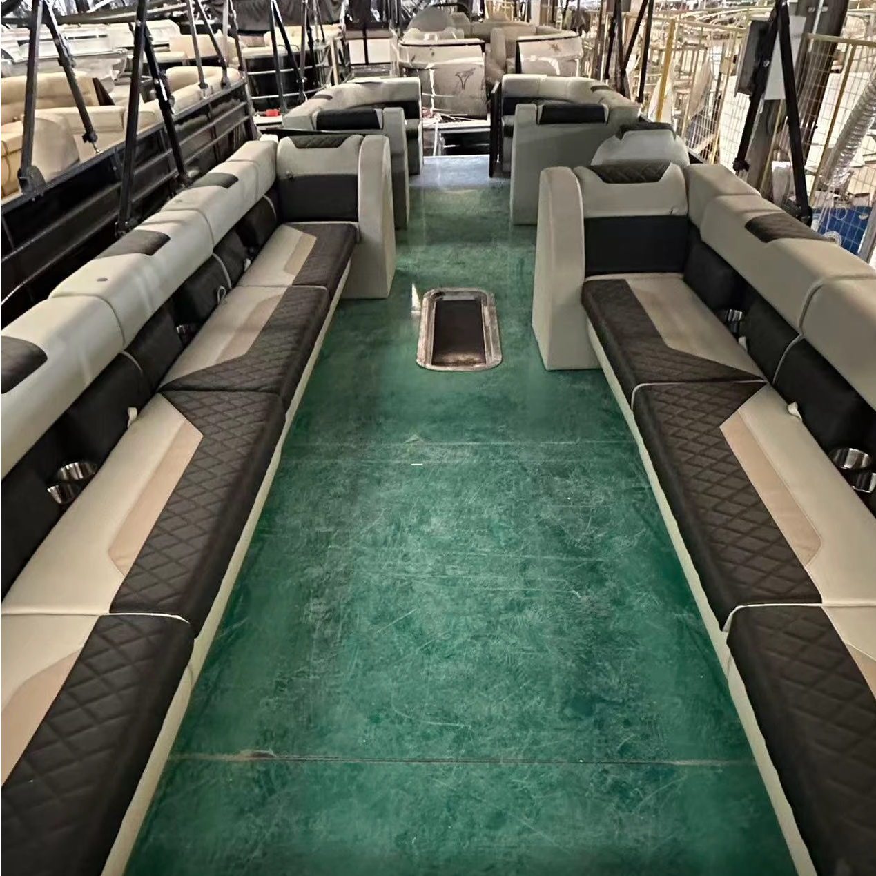 Barco pontón de 30 pies