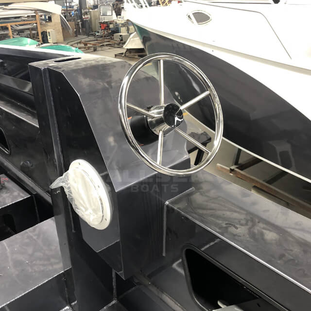 EasyCraft 8.5m Barco de cabina