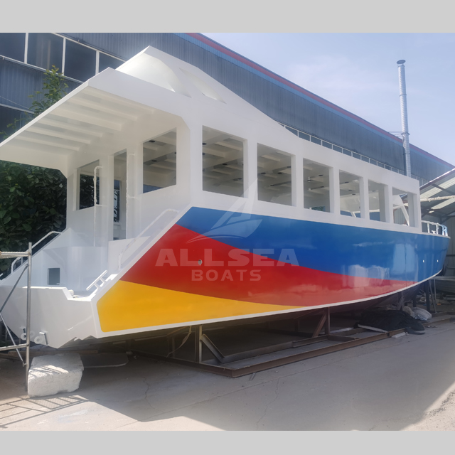 Barco de pasajeros de 15 m